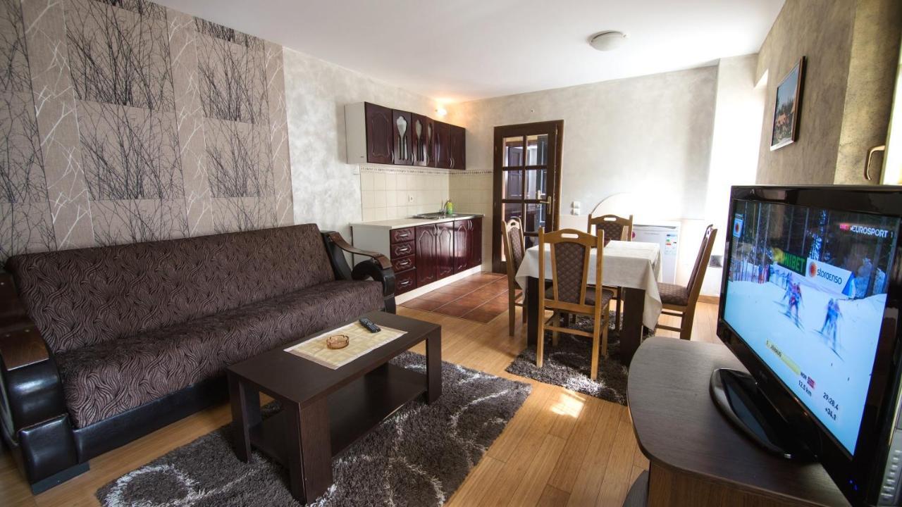 Kraljevi Konaci - Najam Kuca Na Zlatiboru Appartement Buitenkant foto