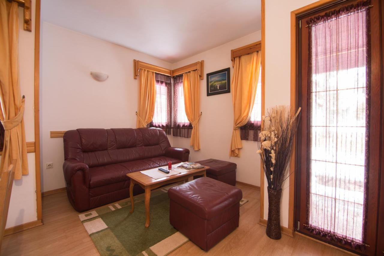 Kraljevi Konaci - Najam Kuca Na Zlatiboru Appartement Buitenkant foto